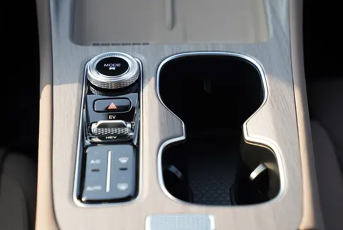 Chery-Fulwin-T8-10
