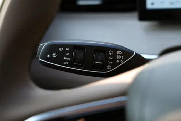 Chery-Fulwin-T8-08