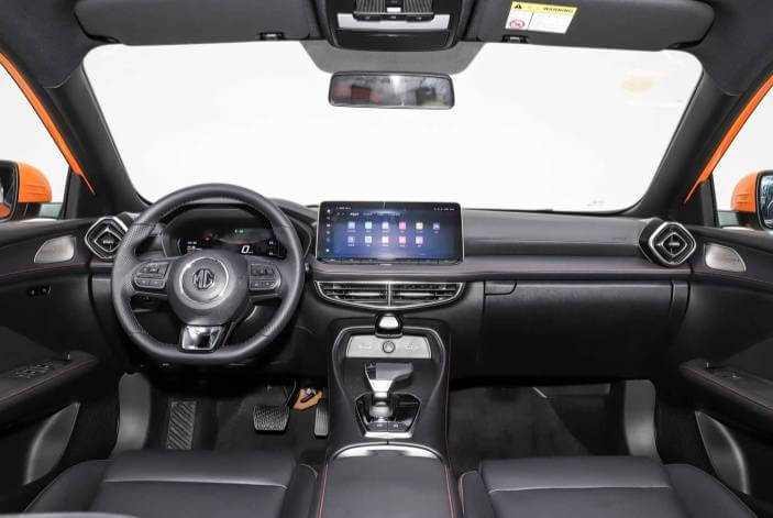 SAIC Motor M5-8