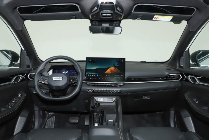 Geely Coolray L-8