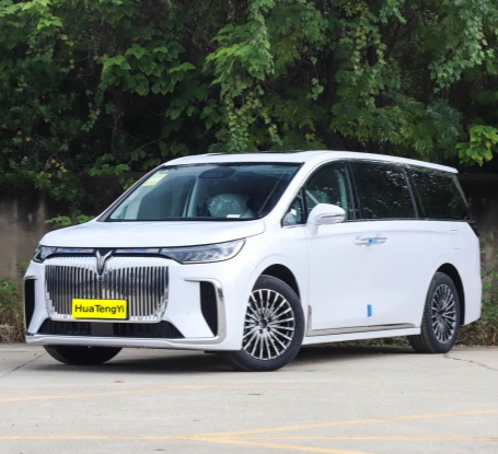 2026 Voyah Dreamer PHEV MPV